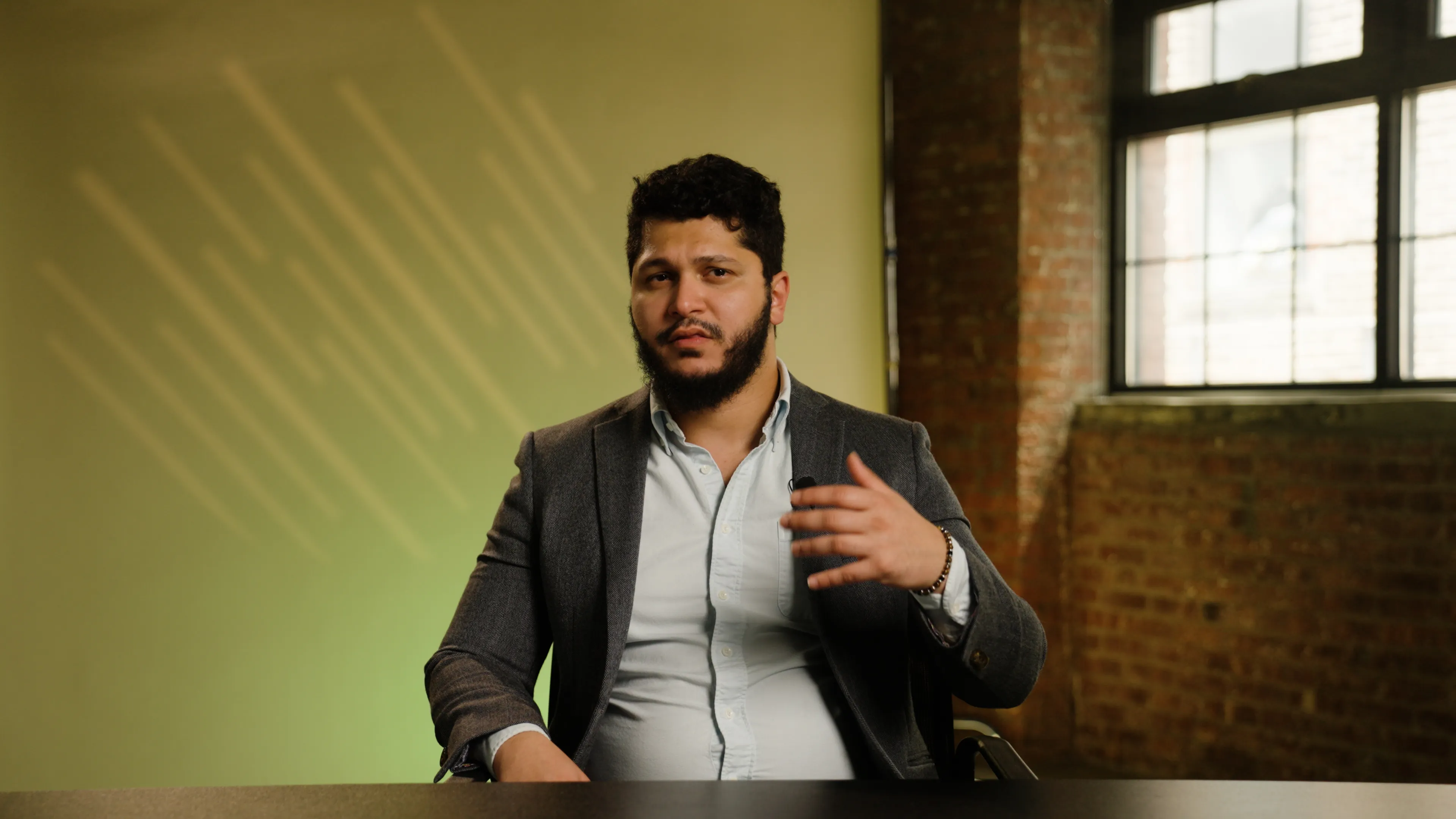Building Agentic AI with Human Oversight